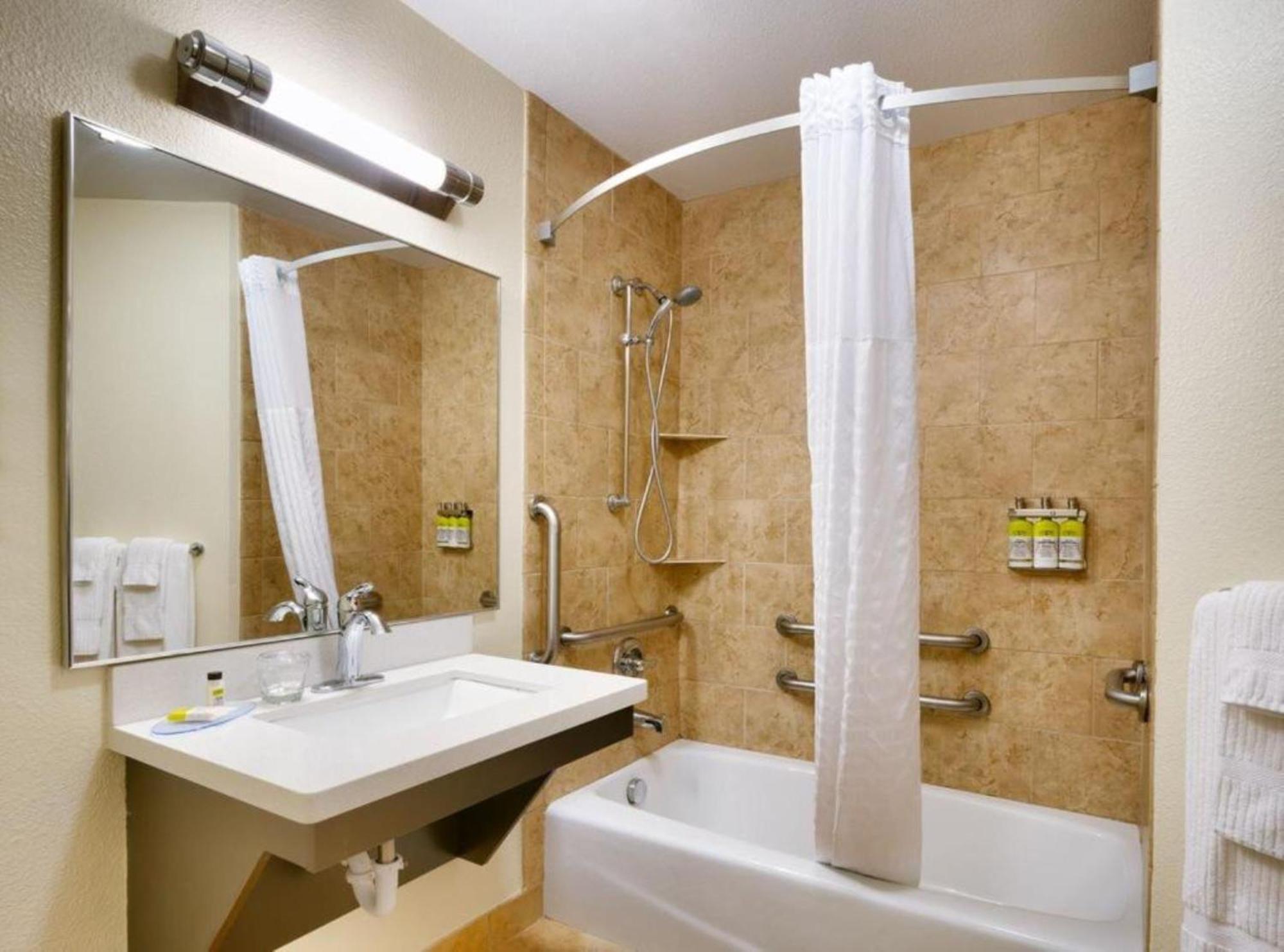 Candlewood Suites Plano East By Ihg Esterno foto